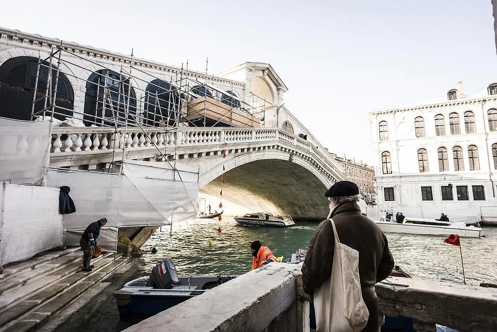 Myplace Rialto Apartments Venice